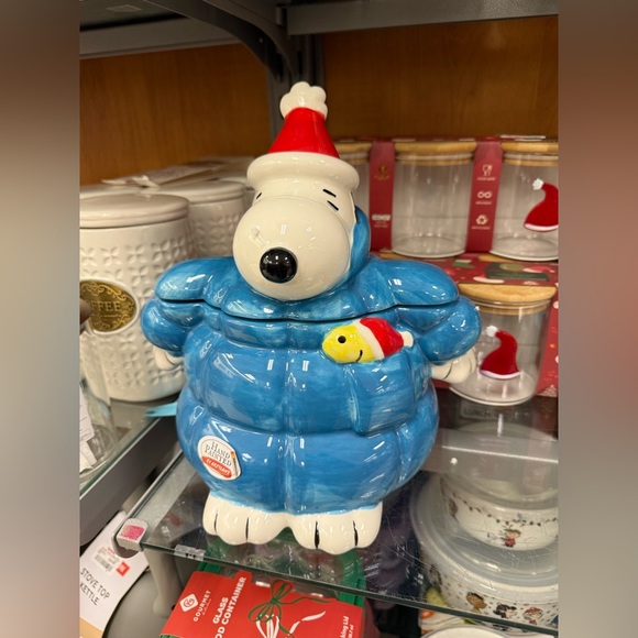 Snoopy Puffer Jacket Winter Ceramic Cookie Jar Viral - Picture 4 of 4